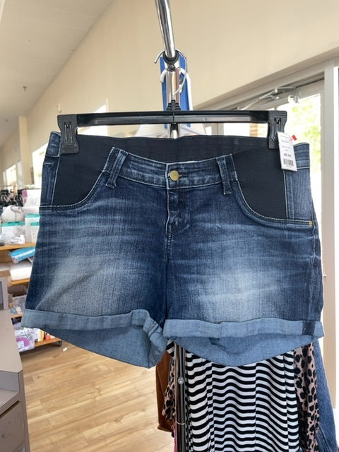 blue shorts, small