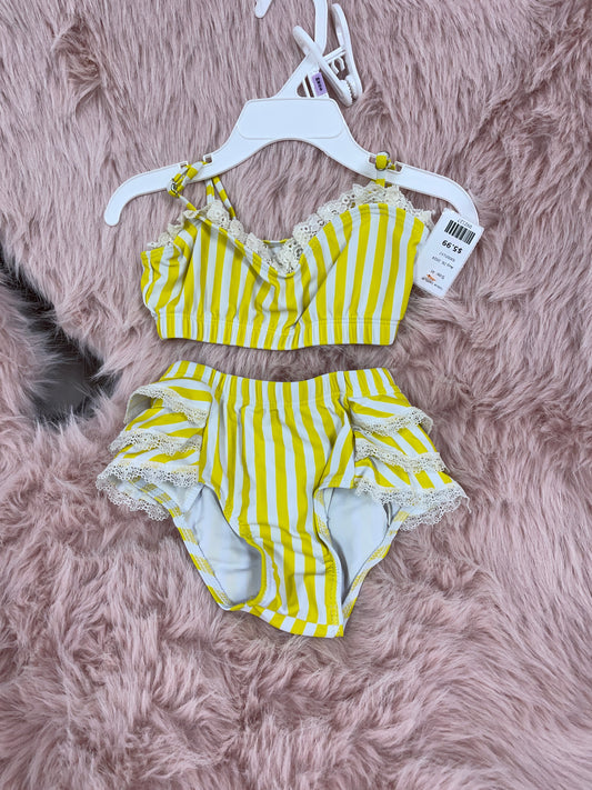 Yellow Swim, 4t