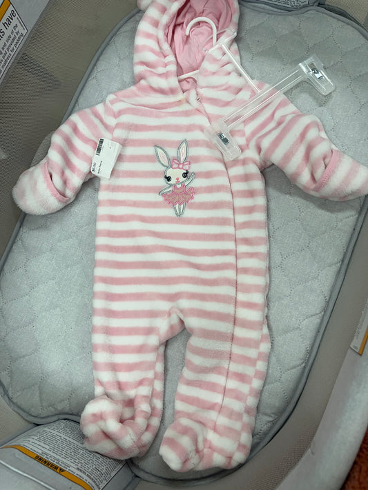 baby fleece (size: 0-3m)