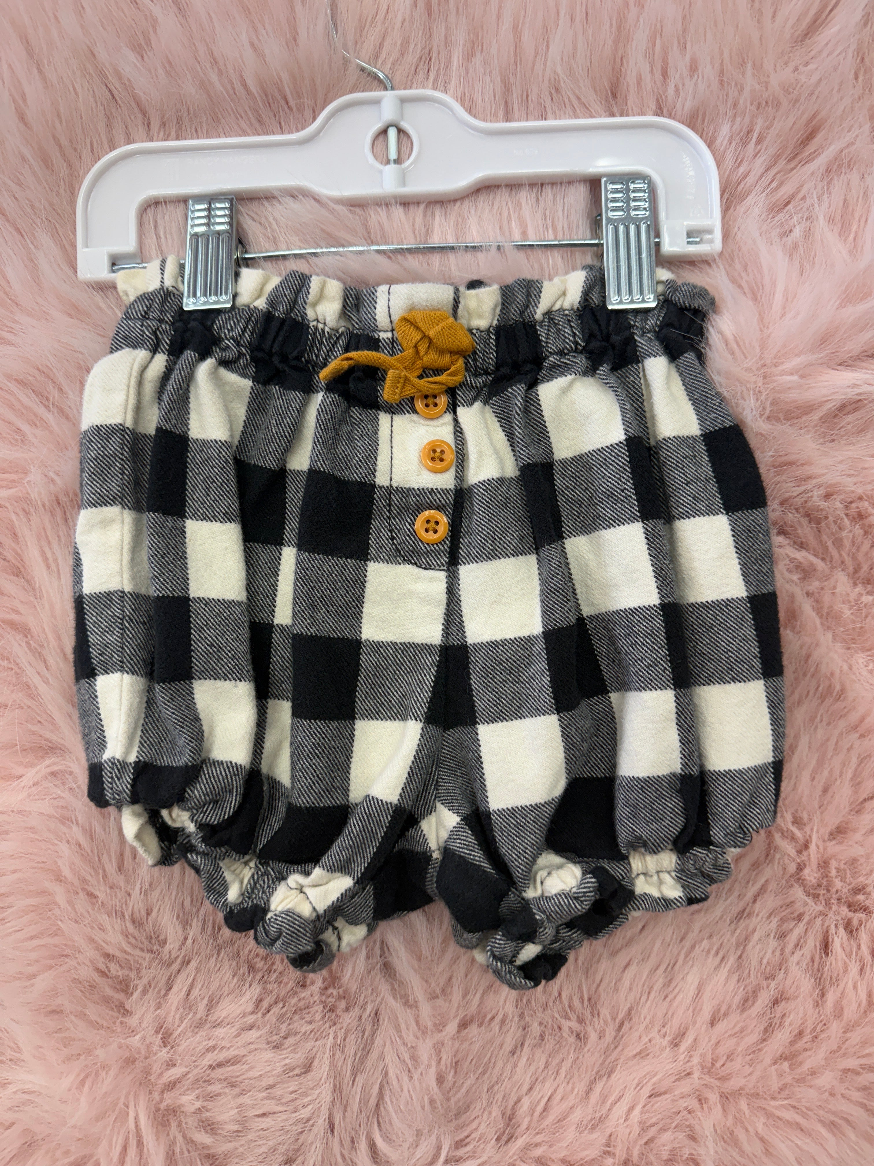 Boutique Brands 3m black