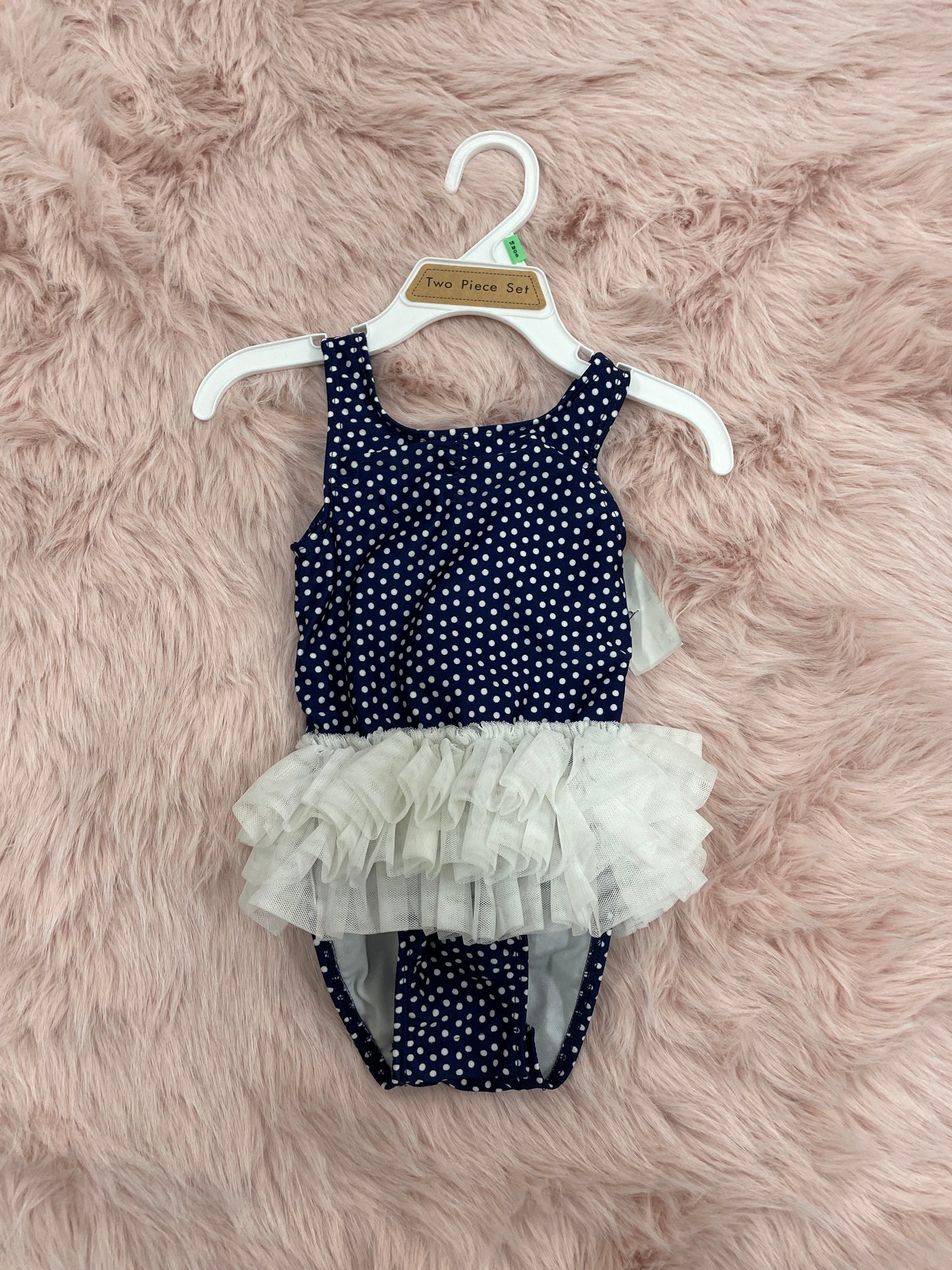 swimsuit (size: 18m)