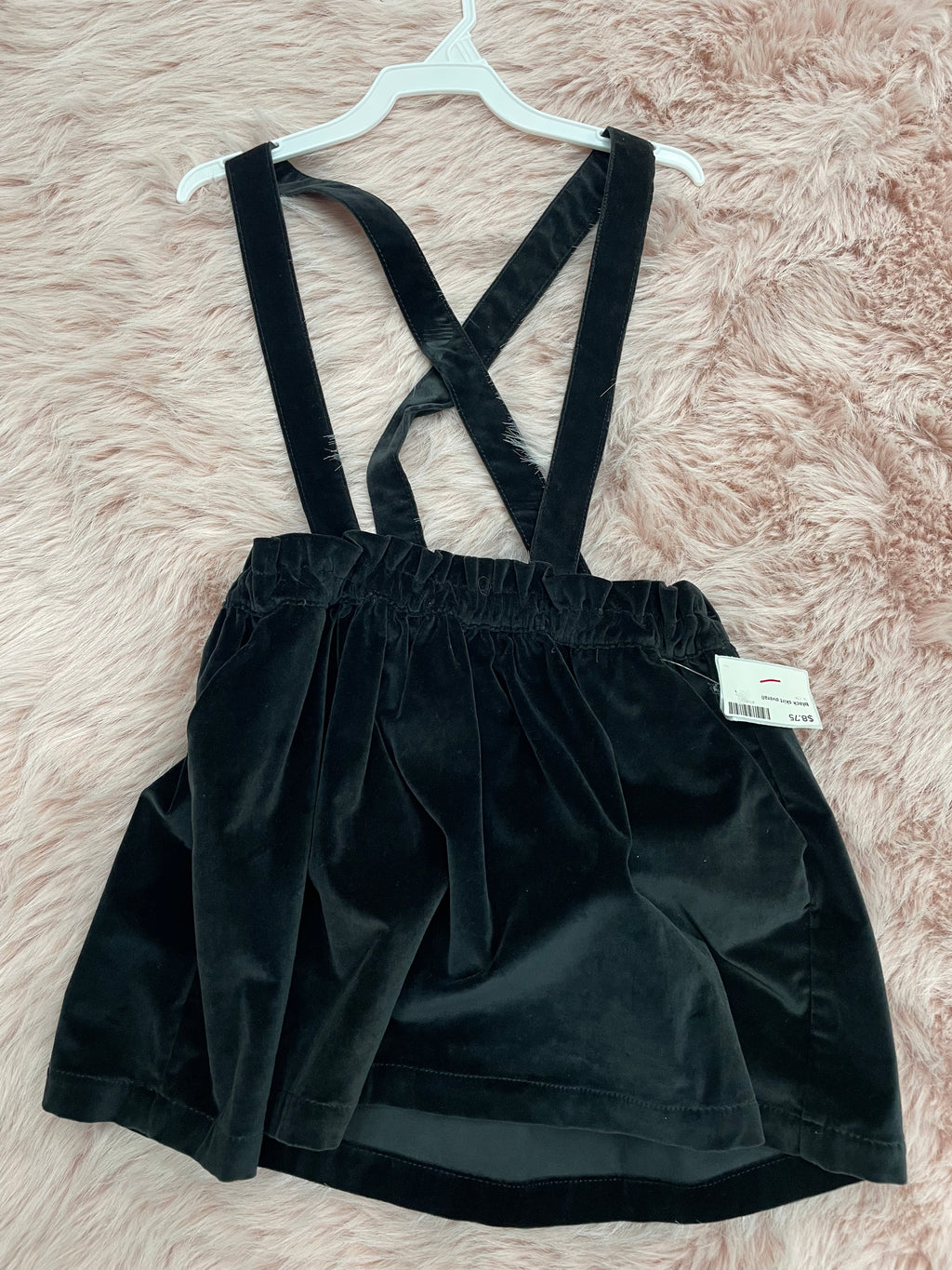 black skirt overall (consigner id: 03A, size: 6t)