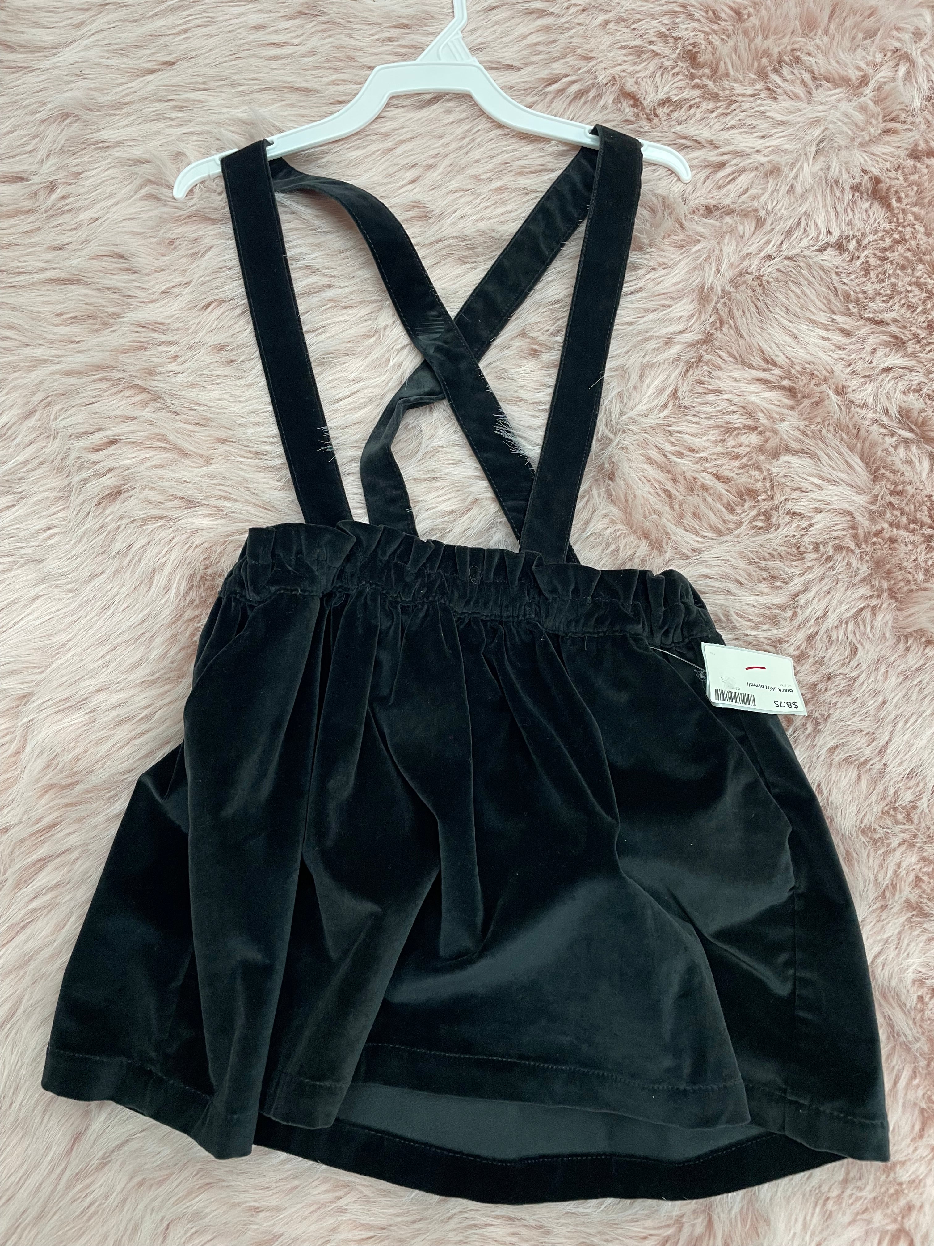 black skirt overall (consigner id: 03A, size: 6t)