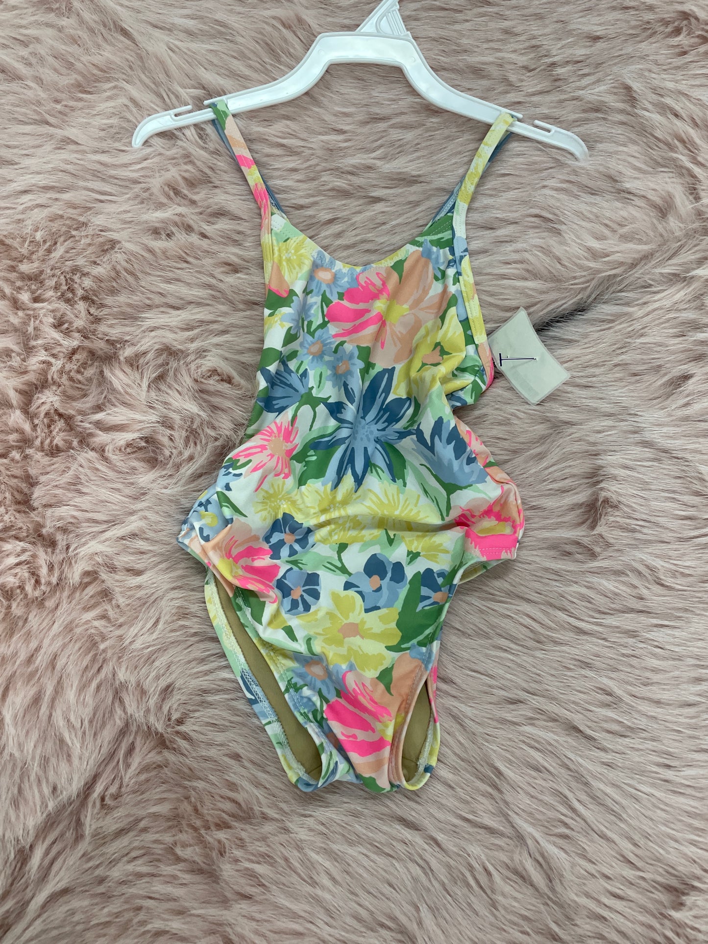 swimsuit (size: 5t)