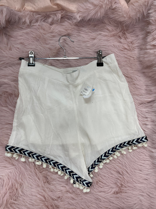 Spring Pant XL (14/16) White Shorts