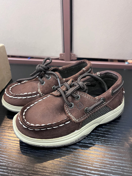 sperry, 8c