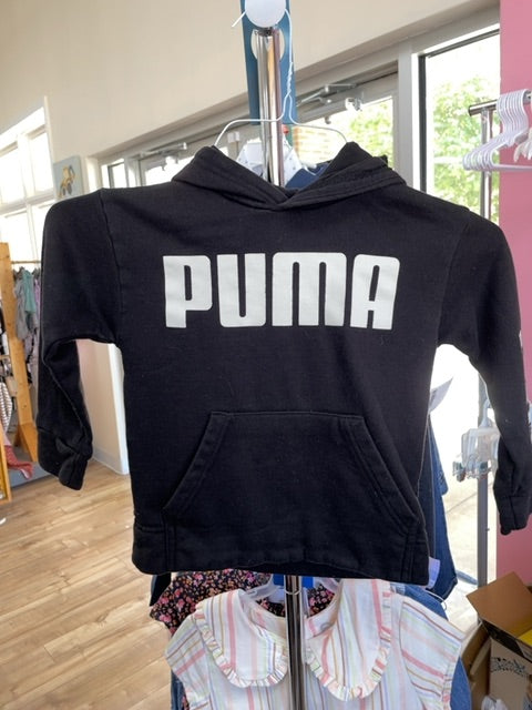puma hoodie (size: 4t)