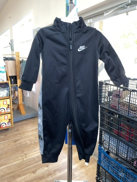 nike jumpsuit (consigner id: 00E, size: 9m)