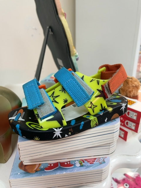 Mini melissa sandal (shoe size: 8c)