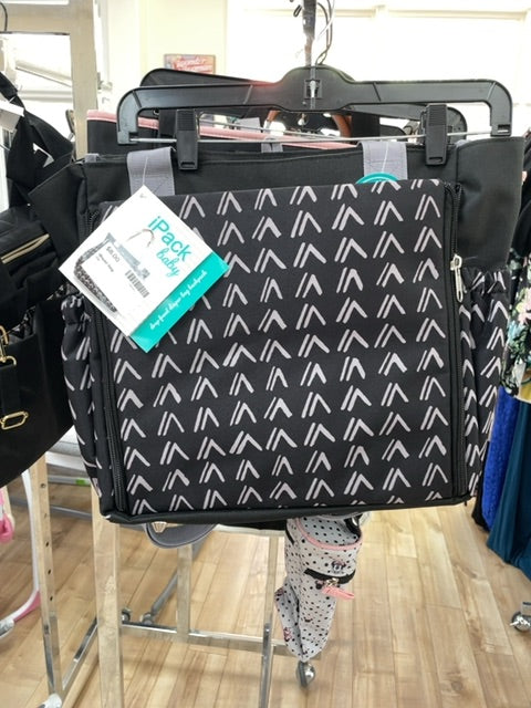 diaper bag (consigner id: 00E)