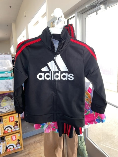black adidas tracksuit, 3t